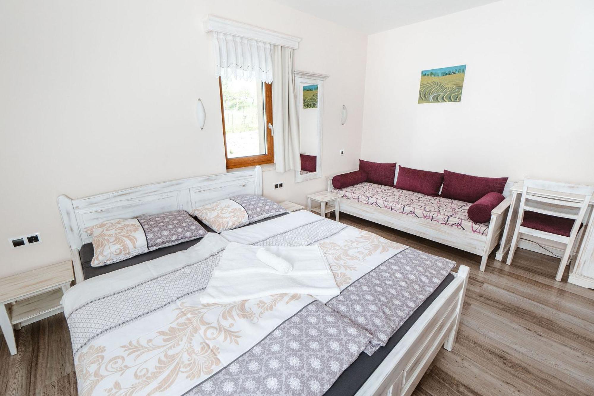 Zelena Oaza - B&B Miklavz pri Ormozu Luaran gambar